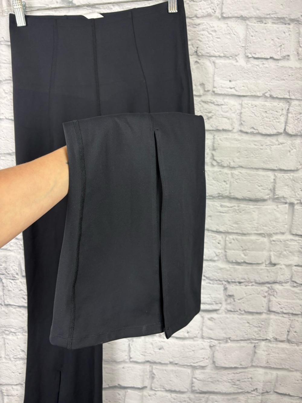NWT Halara Cloudful High Waist Split Hem Super Flare Yoga Leggings Black size M - Picture 5 of 7